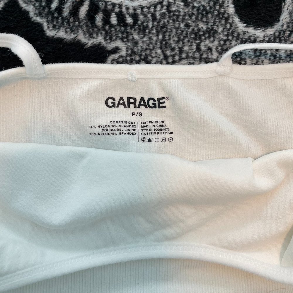 Garage Basic Ribbed White Tank - Picture 3 of 4